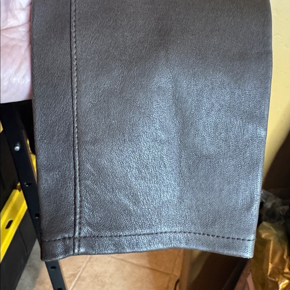 NWT MICHAEL MICHAEL KORS Straight-Leg Lamb Leather Pants Chocolate Brown Size 2 - Picture 8 of 16